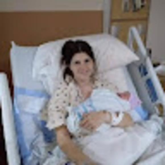 Meet your Posher, Lela - Picture 1 of 1